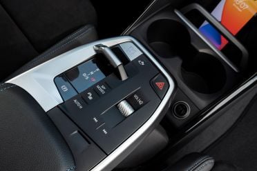 BMW sticking with iDrive rotary controller - report