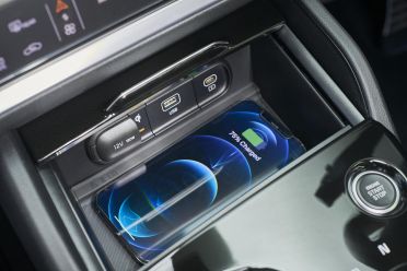2022 Kia Sportage v Subaru Forester comparison