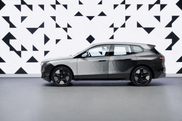 BMW iX Flow showcases colour-changing technology