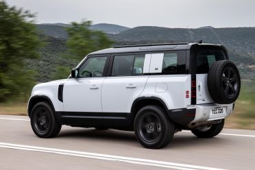 2023 Land Rover Defender 130 debuting May 31