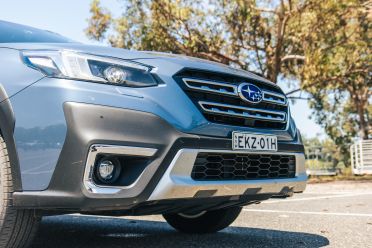 2022 Subaru Outback AWD v Kia Sorento S comparison