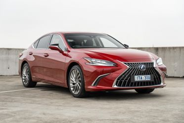 Lexus ES: Updated luxury sedan leaked