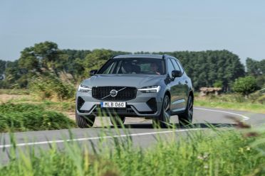 Volvo targets 20k annual sales in Australia by 2026, as non-EV rivals get 'left behind'