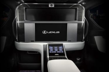 Lexus mulling hybrid people mover for Australia