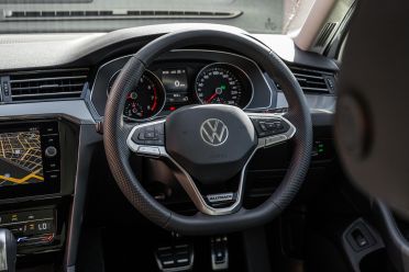 2023 Subaru Outback XT v Volkswagen Passat Alltrack comparison