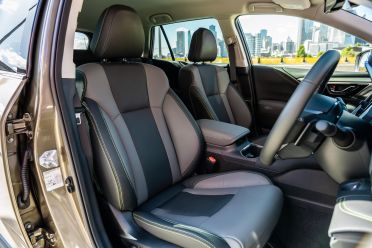 2023 Subaru Outback XT v Volkswagen Passat Alltrack comparison