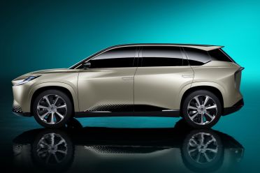 Toyota previews electric people mover, SUV coupe for China
