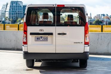 Toyota HiAce vs Ford Transit Custom comparison