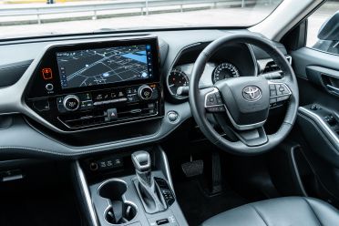 MG QS Essence vs Toyota Kluger GX: Spec battle