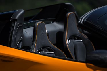 2025 McLaren Artura: Quick drive