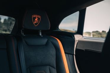 2025 Lamborghini Urus SE