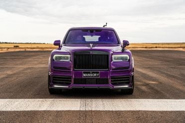 Range Rover Sport SV vs Rolls-Royce Cullinan drag race