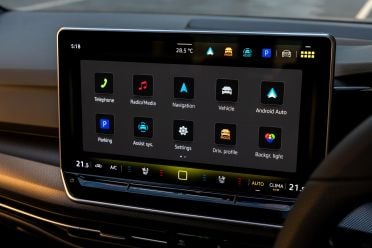 2025 Volkswagen Golf Style
