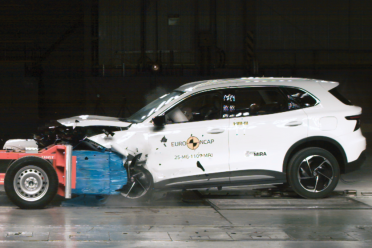 2025 MG S5 EV Essence vs Geely EX5 Inspire: Spec battle