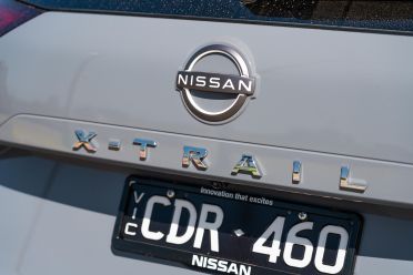 2025 Mahindra XUV700 AX7L vs Nissan X-Trail ST-L comparison: Spec battle