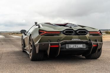 1200hp Ram TRX vs Lamborghini Revuelto drag race