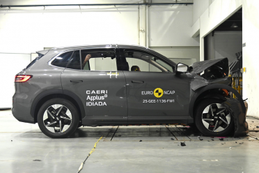 2025 MG S5 EV Essence vs Geely EX5 Inspire: Spec battle