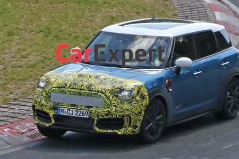 2021 Mini Countryman facelift spied