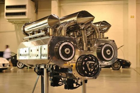 Man builds 5000hp+, 15.7L (960cu) 12 rotor engine