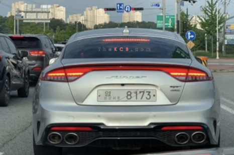 2021 Kia Stinger spied undisguised