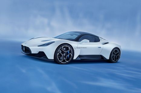 2021 Maserati MC20 mid-engine supercar unveiled