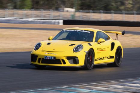 2021 Porsche 911 GT3 RS performance review
