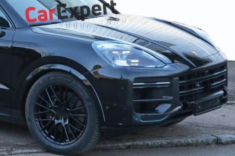 2022 Porsche Cayenne spied