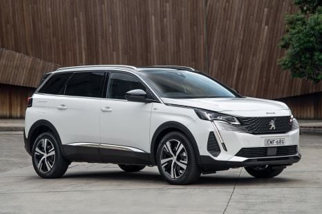 2021 Peugeot 5008 price and specs