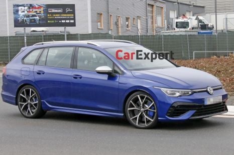 2021 Volkswagen Golf R wagon spied undisguised