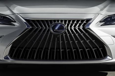 Redesigned Lexus RX due in 2022 - report