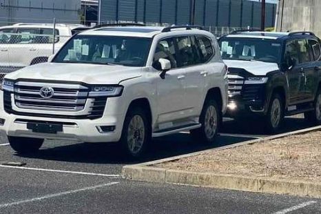 2022 Toyota LandCruiser 300 Series leaked again