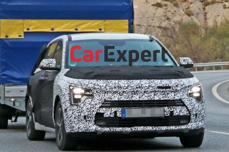 2022 Kia Niro spied with less camouflage