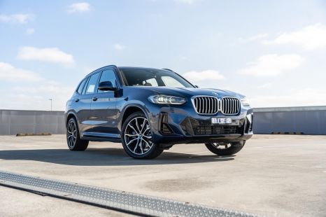 2022 BMW X3 xDrive30e review