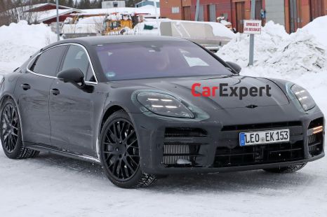 Next-generation Porsche Panamera spied