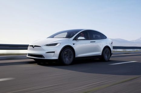 Tesla Model X driver blames Autopilot for Melbourne crash - report