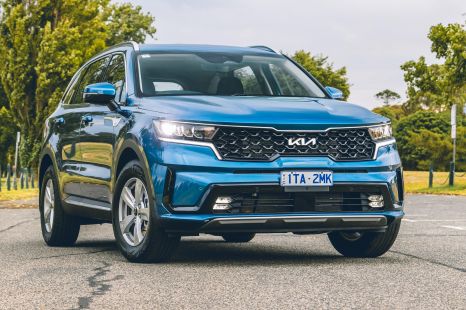 2022 Kia Sorento S V6 FWD review