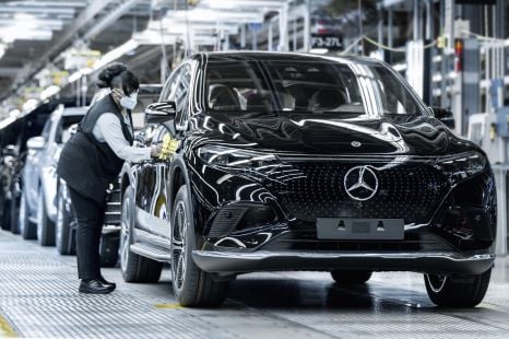 2023 Mercedes-Benz EQS SUV EV production starts