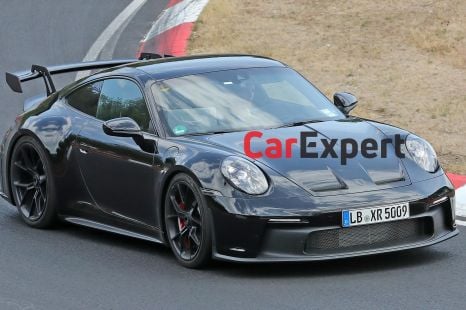 Porsche 911 GT3 facelift spied at the Nurburgring