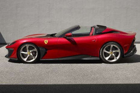 Ferrari SP51: One-off V12 roadster unveiled