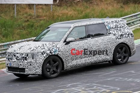 2023 Kia EV9 spied, as reveal nears