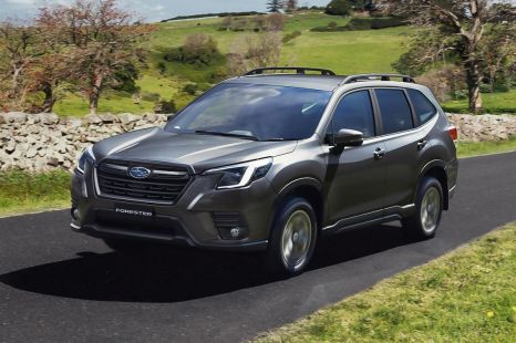 2023 Subaru Forester 2.5X AWD gets aftermarket head unit