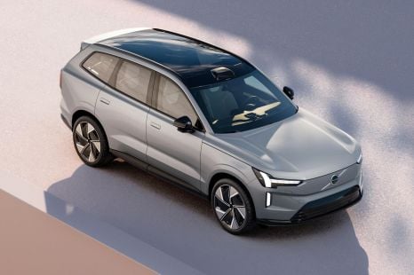 2025 Volvo EX90 price and specs