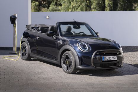 Mini Electric goes topless in Europe