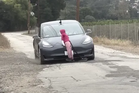 Anti-Tesla group spends $858,000 on Super Bowl ad criticising Autopilot