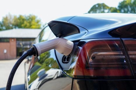 Is it illegal to unplug an EV while it's charging?