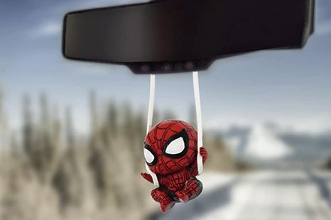 Is it illegal to hang things from the rearview mirror in Australia?