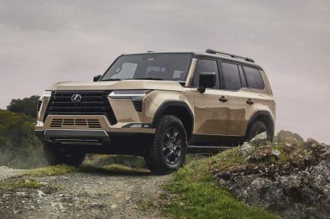 2024 Lexus GX revealed, points to next Toyota Prado