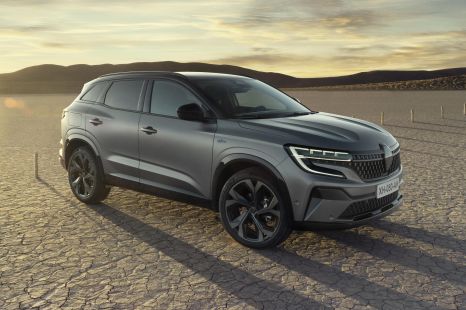 Renault Austral no closer to Australia, hybrid SUV alternatives under study