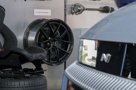 Hyundai N getting in on the carbon-fibre wheel trend