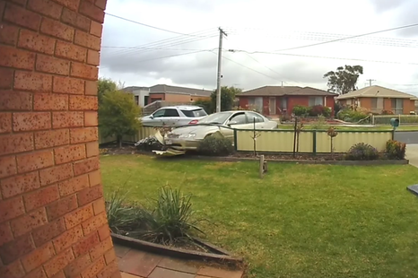 Commodore driver ding dong ditches in hooning fail